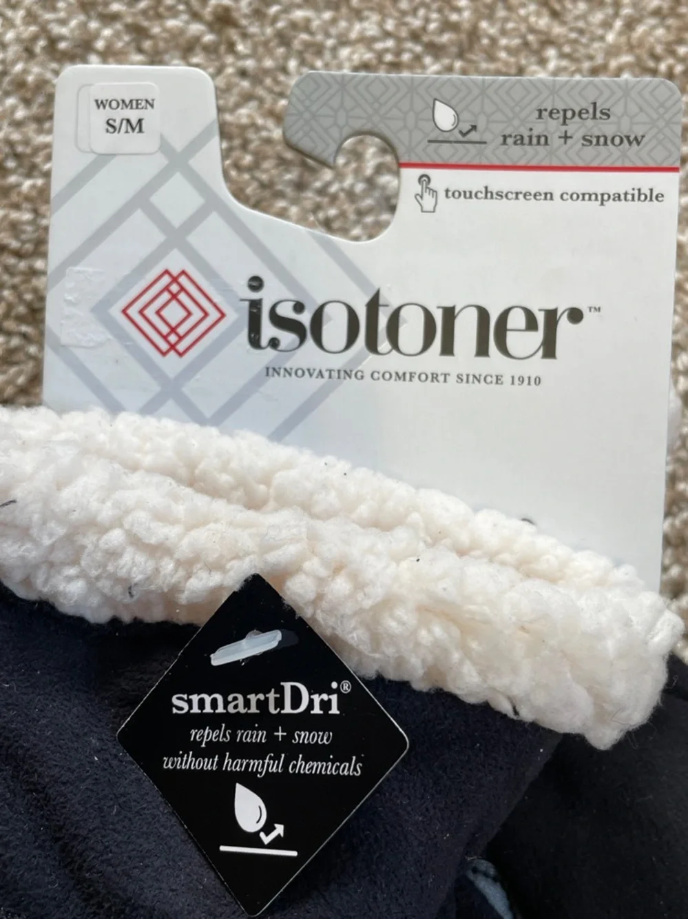 NWT Isotoner Gloves